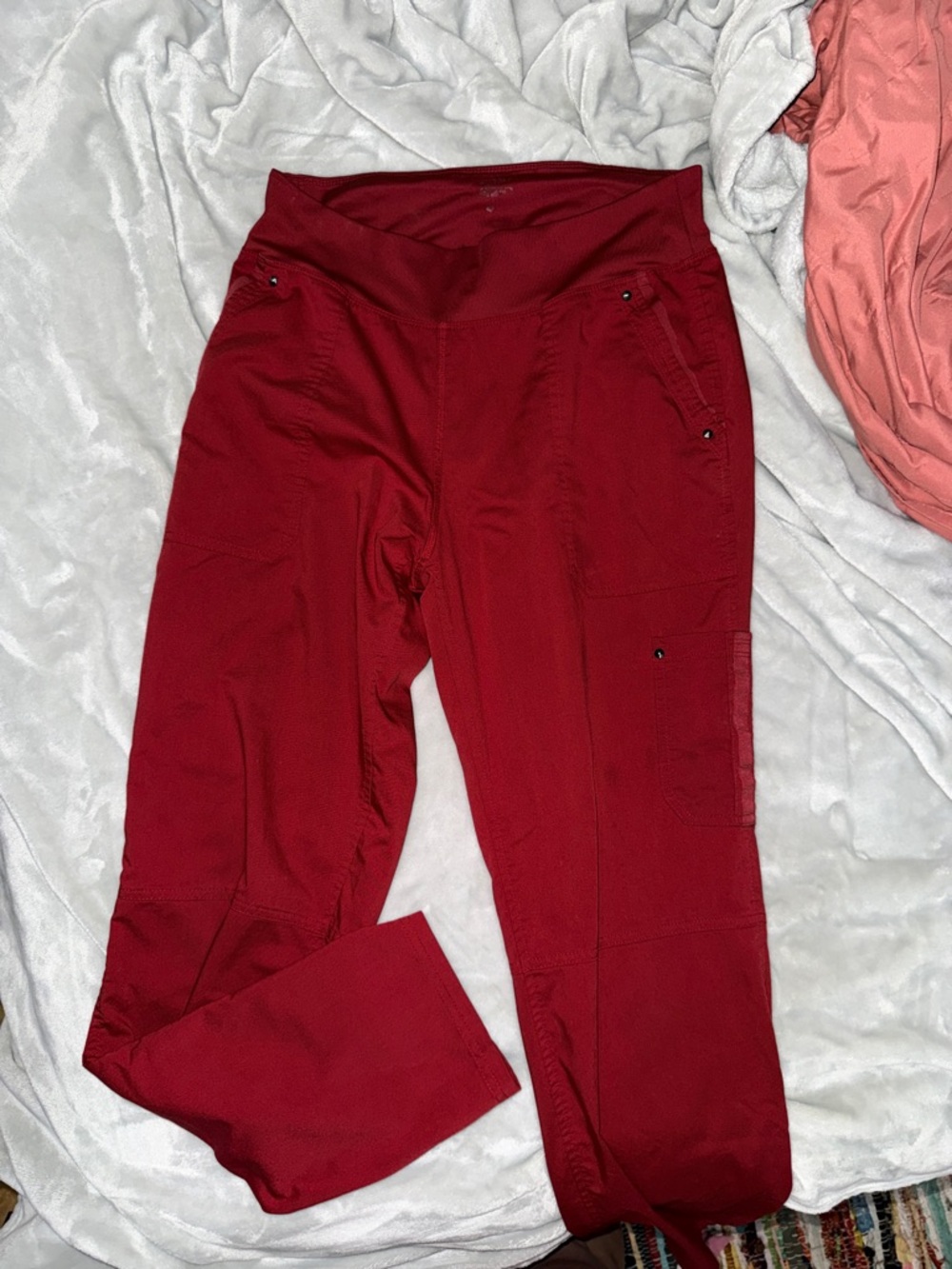 women’s scrub pants